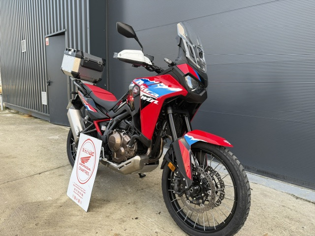 AFRICA TWIN 1100 - FONTENAY-SUR-EURE