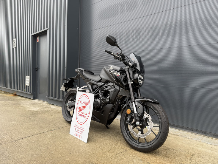 CB 125 R - FONTENAY-SUR-EURE