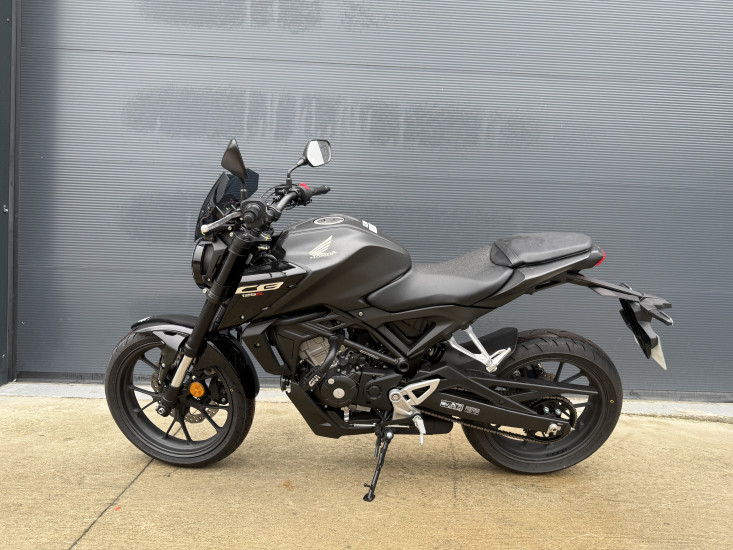 CB 125 R - FONTENAY-SUR-EURE